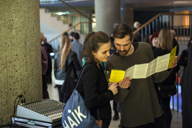 Haus der Kulturen der Welt. Titel: Forecast Festival. Eine internationale Plattform für wegweisende Ideen. 26.-27.2016. Hier: Proben und Eroeffnung am 26.02.16 Copyright: Marcus Lieberenz / bildbuehne.de (Veroeffentlichung nur gegen Honorar und Belegexemplar)